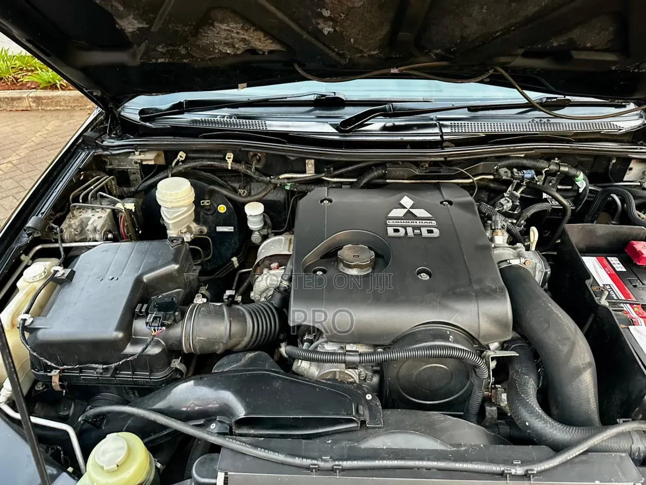 Mitsubishi L200 2011 Black