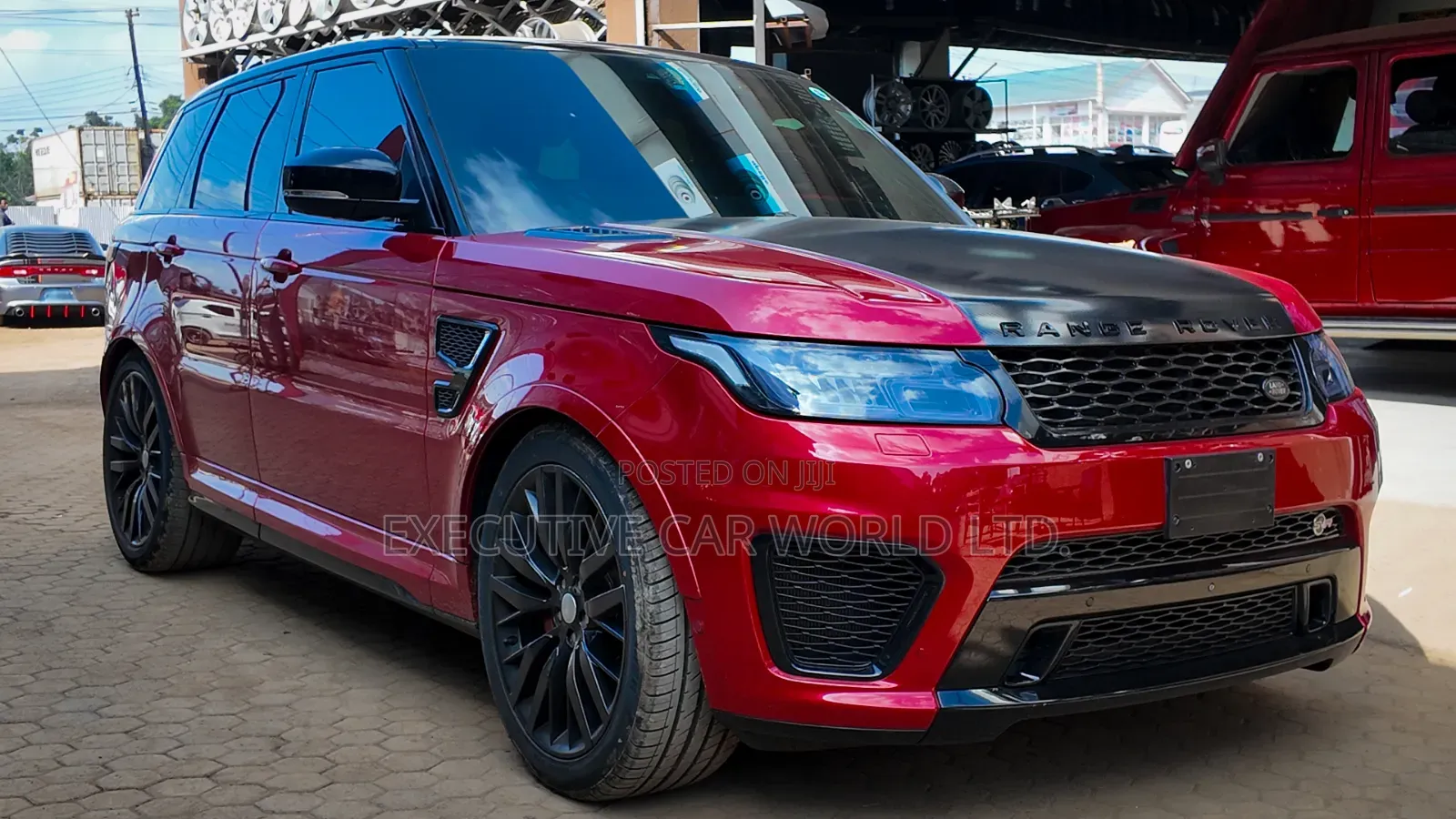Land Rover Range Rover Sport SVR 2019 Red