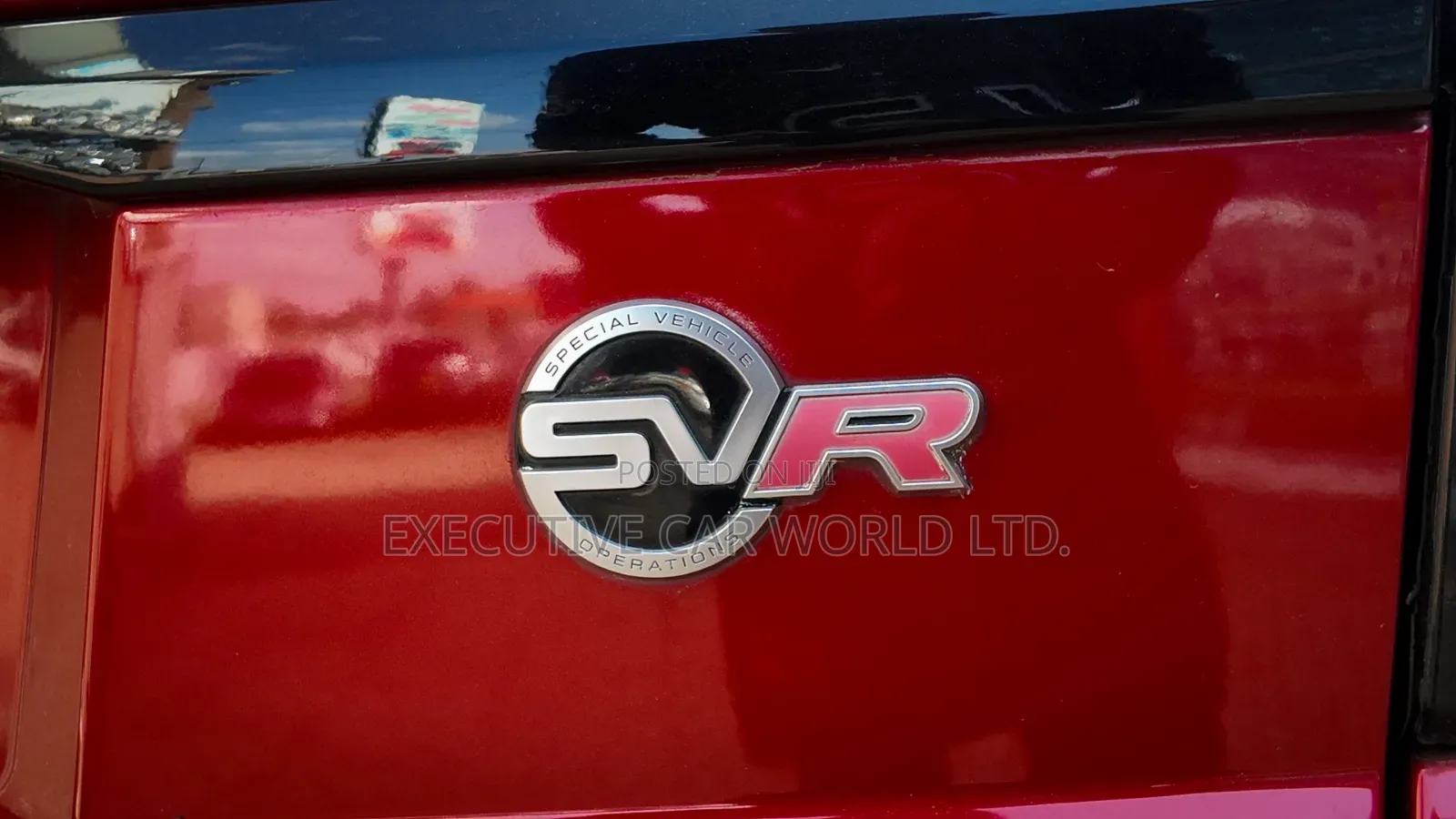 Land Rover Range Rover Sport SVR 2019 Red