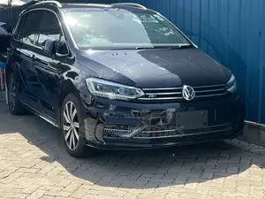 Volkswagen Touran 2019 Black