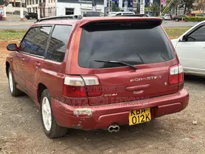 Subaru Forester 2000 Maroon