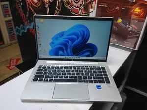 Laptop HP ProBook 440 G10 16GB Intel Core i5 SSD 512GB