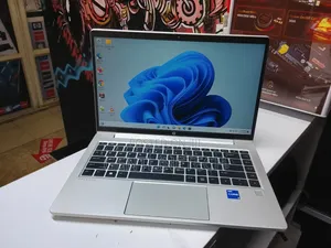 Laptop HP ProBook 440 G10 16GB Intel Core i5 SSD 512GB