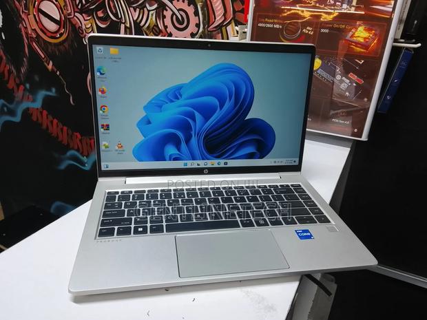 Laptop HP ProBook 440 G10 16GB Intel Core i5 SSD 512GB