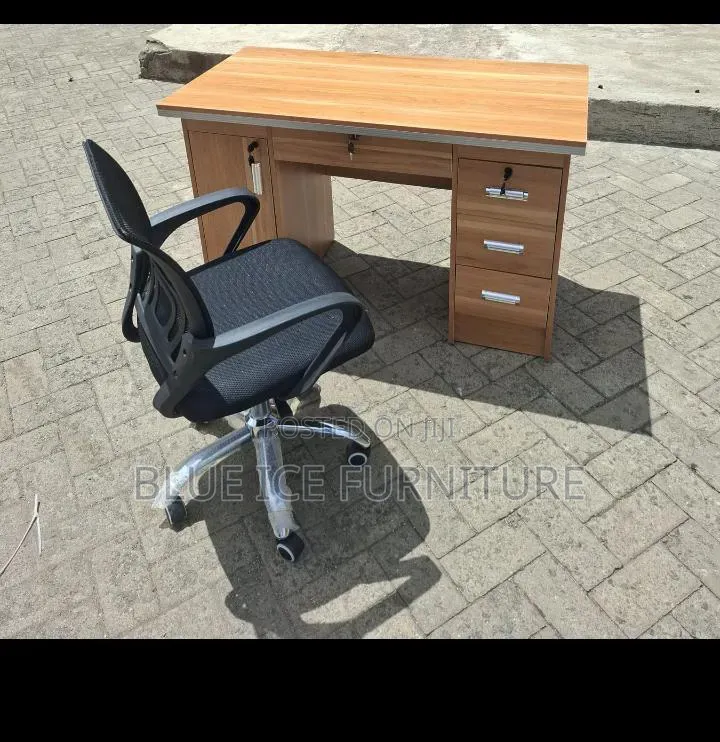 Office Desk 1.2m Executive With Mesh Chair