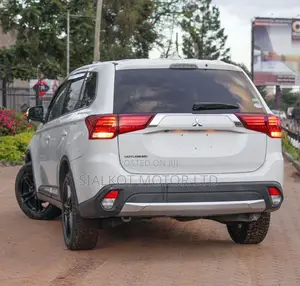 Mitsubishi Outlander 2.0 PHEV AWD 2018 White