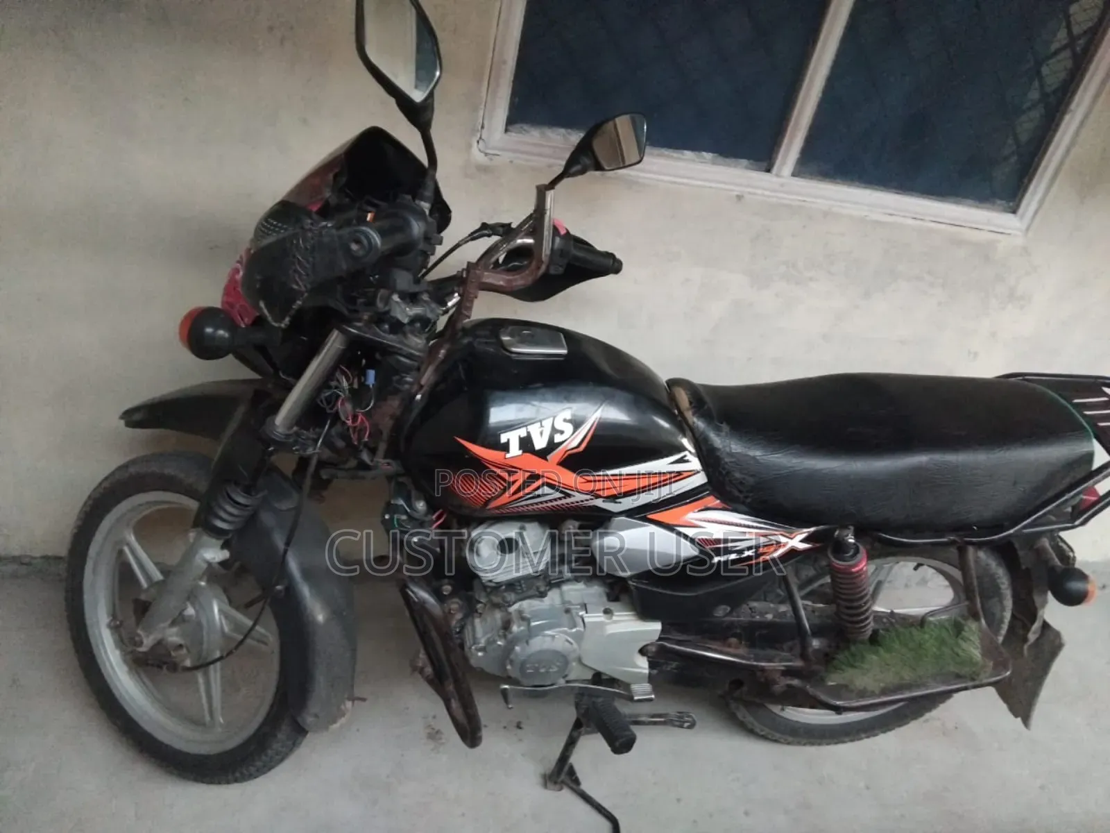 TVS HLX Plus ES 2020 Black
