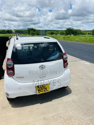 Toyota Passo 2014 White