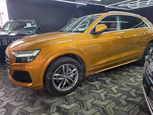 Audi Q8 3.0T Premium AWD quattro 2019 Gold