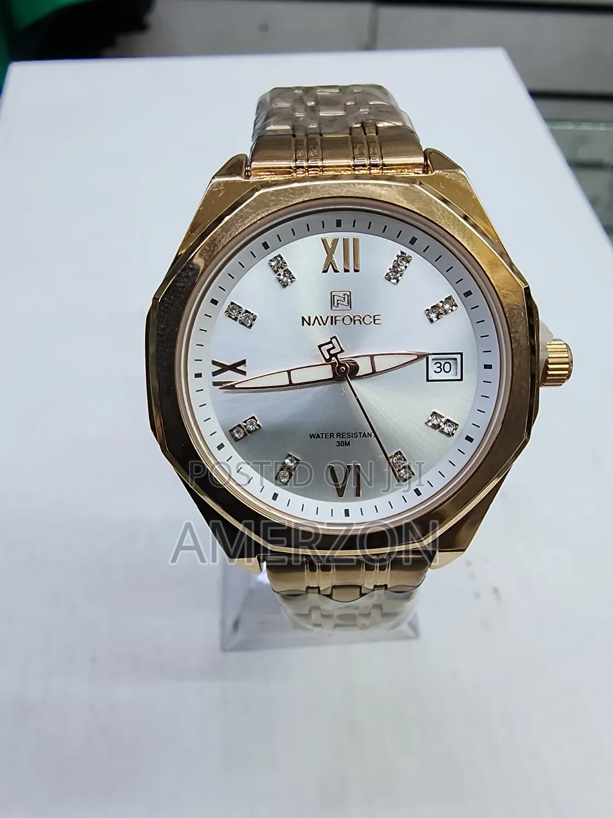 Naviforce Nf5052 Watch