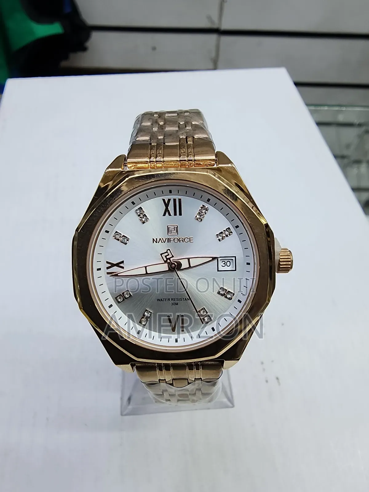 Naviforce Nf5052 Watch