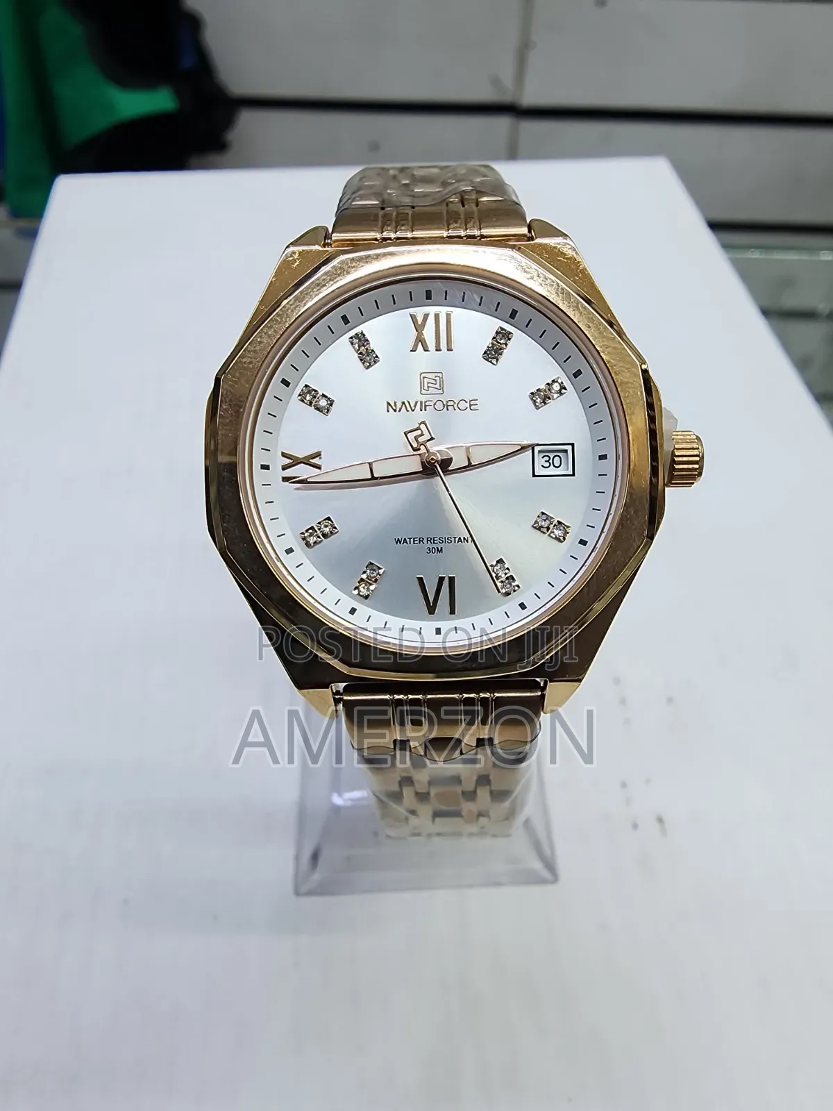 Naviforce Nf5052 Watch