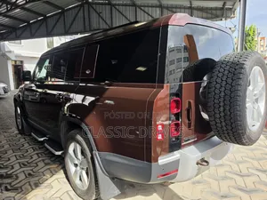 Land Rover Defender 2021 Maroon