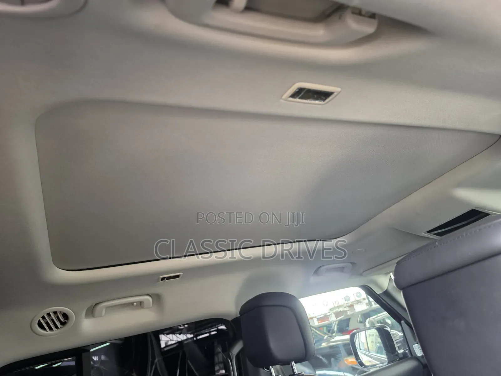 Land Rover Defender 2021 Maroon
