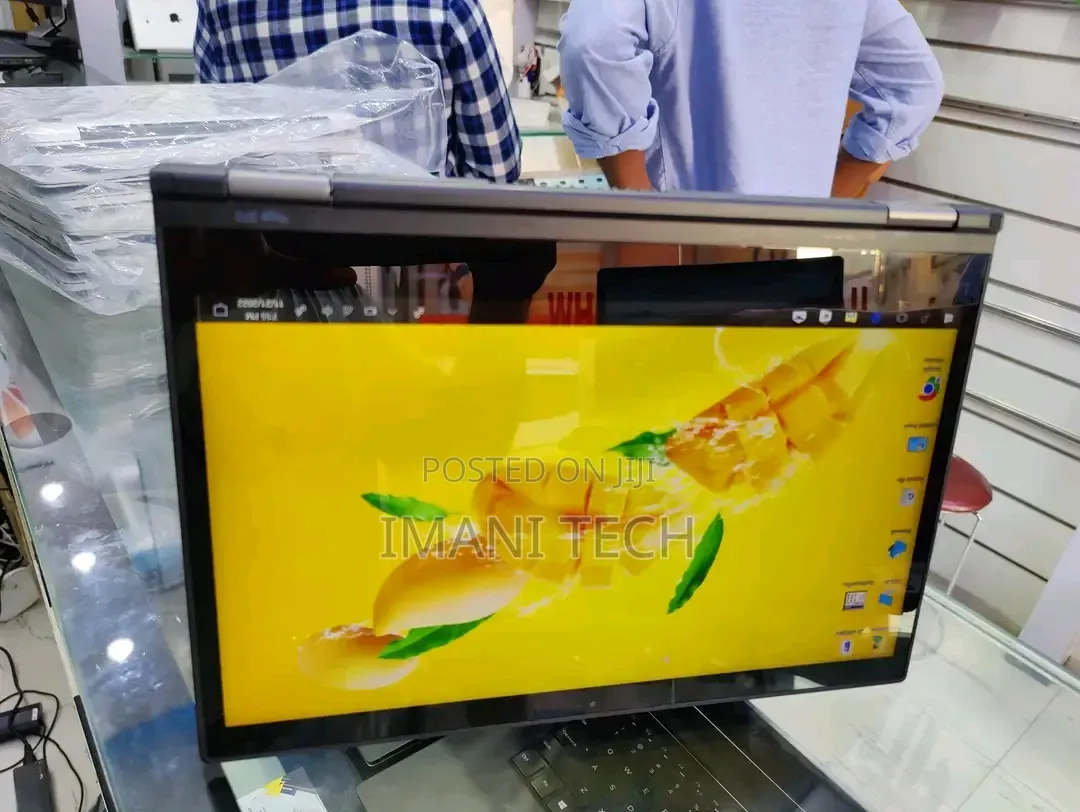 Laptop Lenovo ThinkPad Yoga 370 8GB Intel Core i5 SSD 256GB