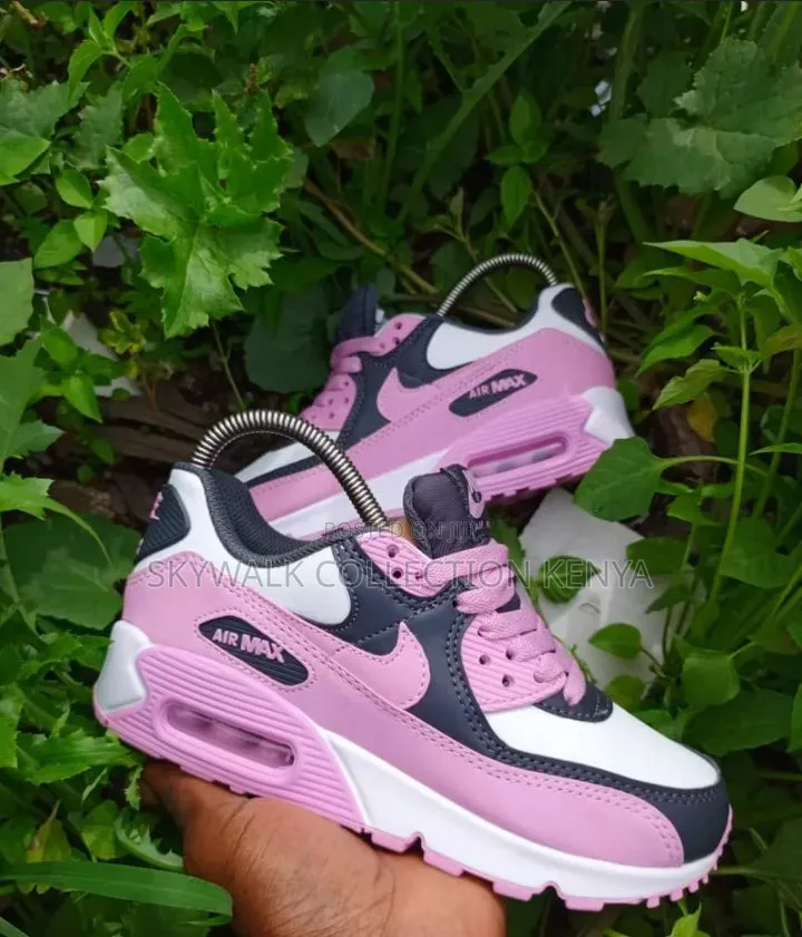 Nike Air Max 90 in a Pink and Grey Colorway