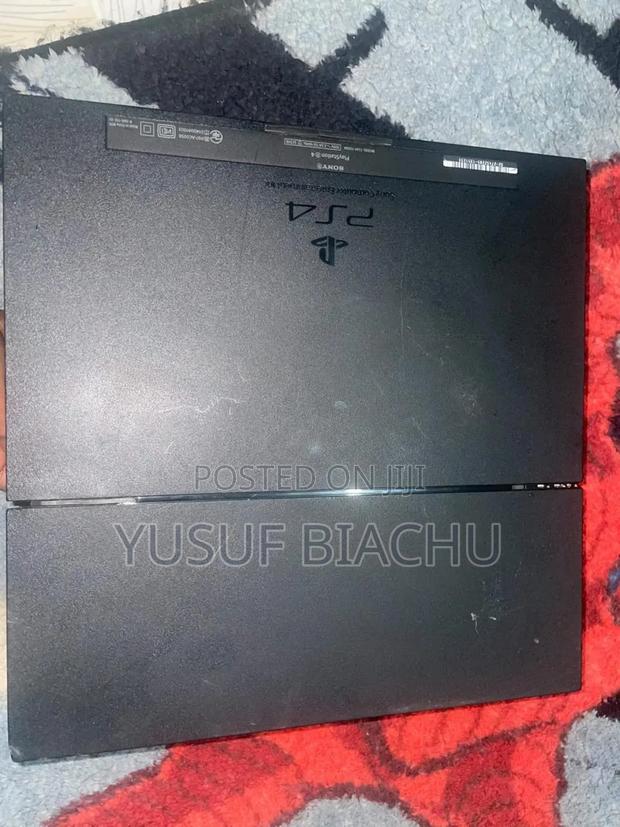 Playstation 4 Refurbished - thumbnail 3