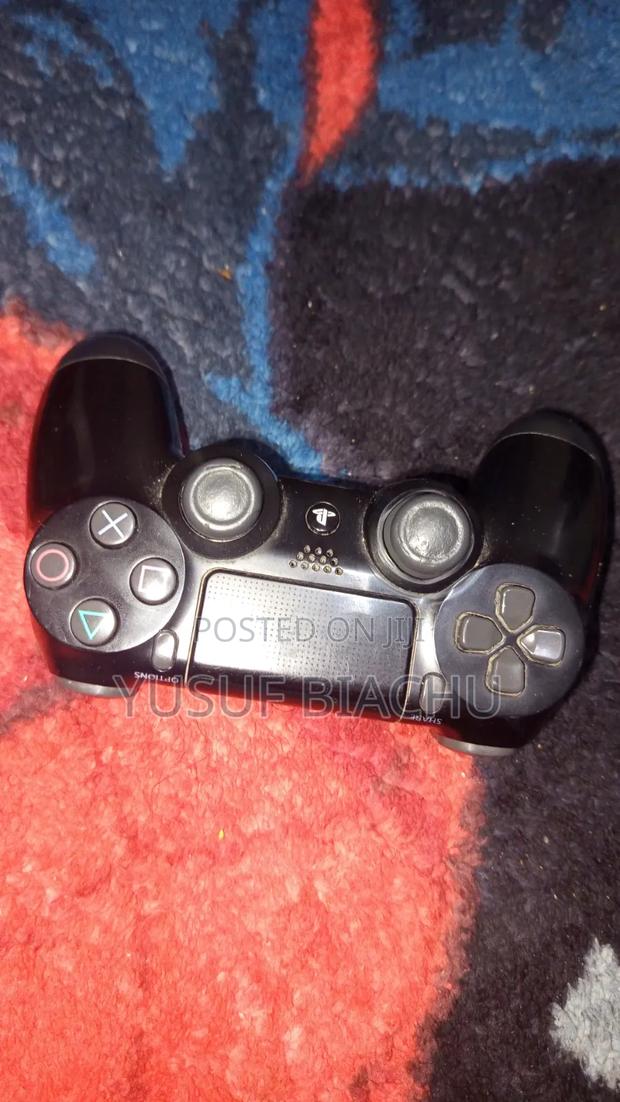Playstation 4 Refurbished - thumbnail 6