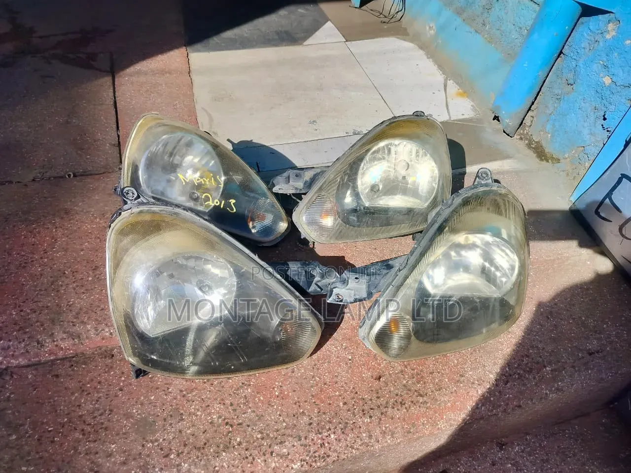 Headlight Mira Eis 2013