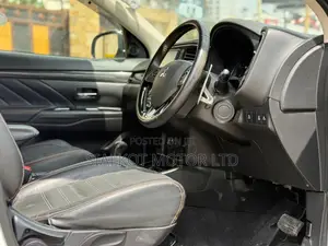 Mitsubishi Outlander 2.0 PHEV AWD 2018 White