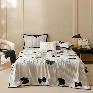 Flowered Theme Fleece Blankets