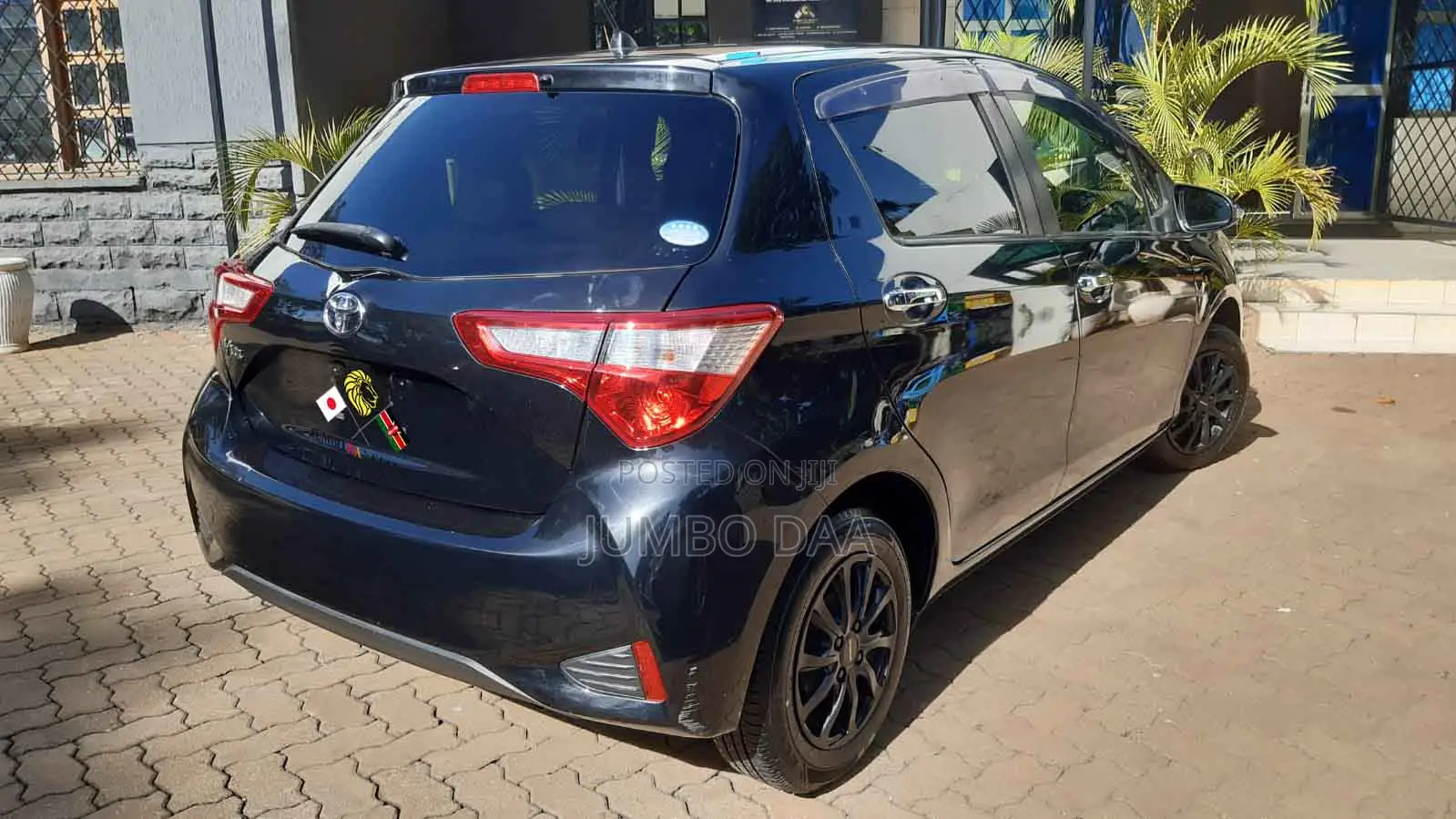 Toyota Vitz 1.0 FWD 5dr 2019 Black