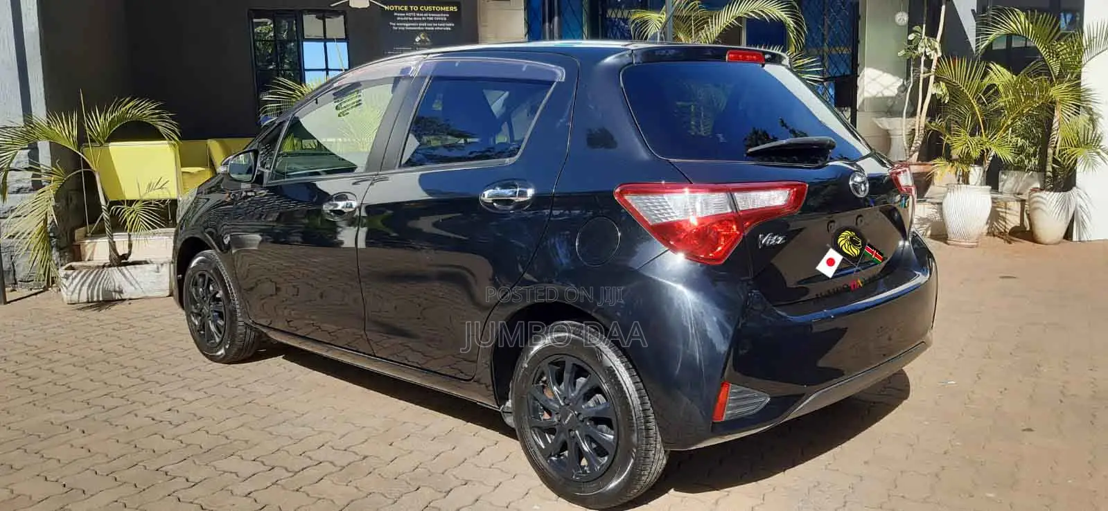 Toyota Vitz 1.0 FWD 5dr 2019 Black