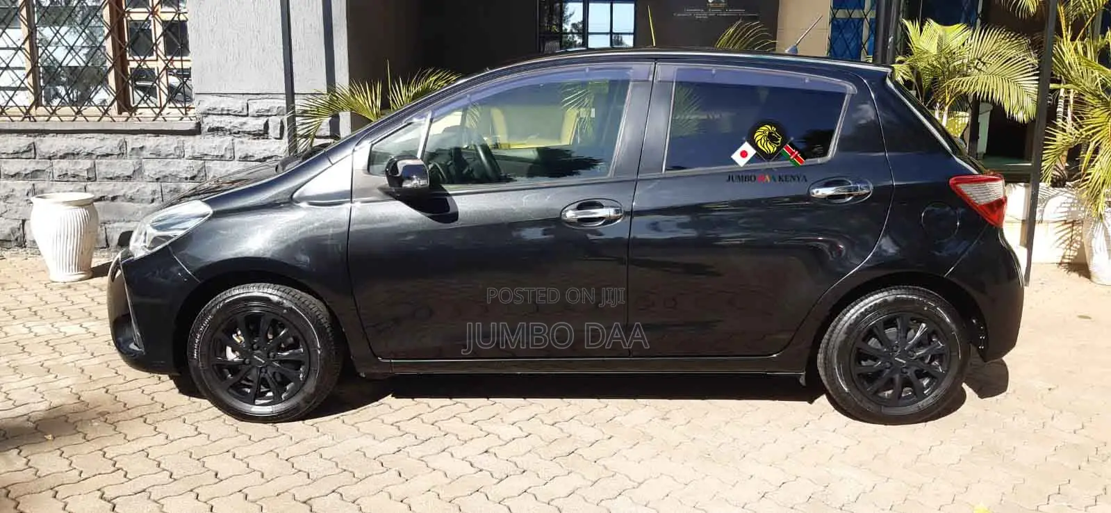 Toyota Vitz 1.0 FWD 5dr 2019 Black