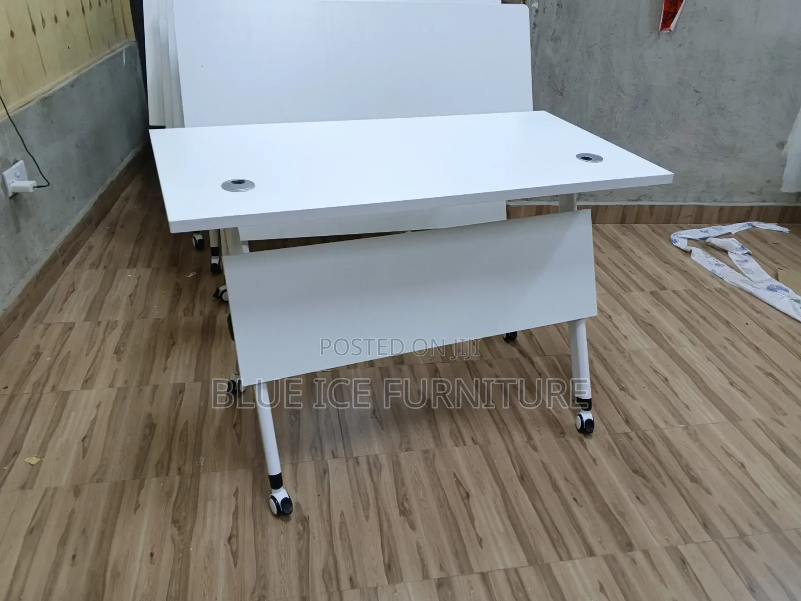 1.2m Foldable Training Table