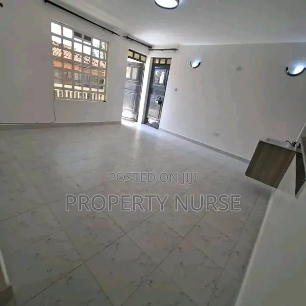 2bdrm Apartment in Gateway Mall Area for rent - thumbnail 2