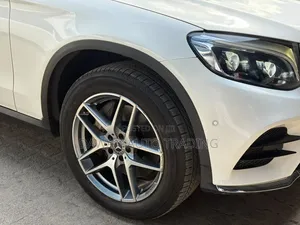 Mercedes-Benz GLC-Class 2019 White