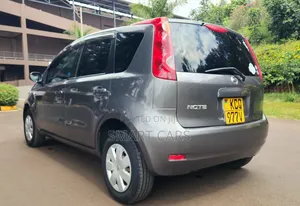 Nissan Note 2011 Silver