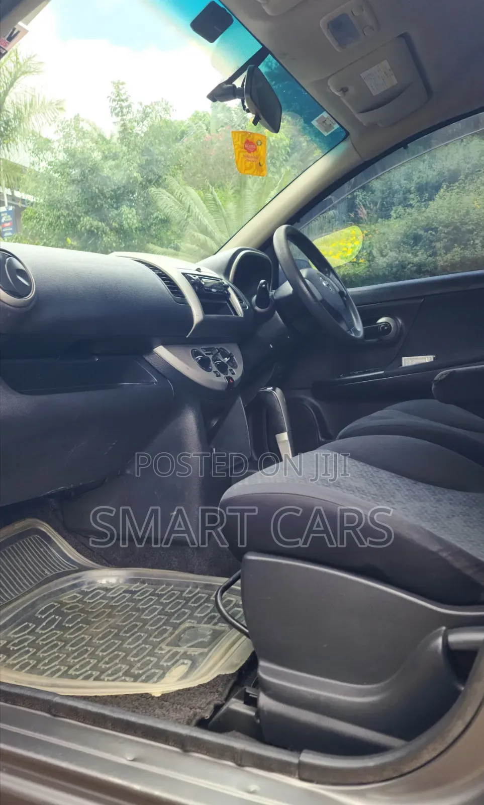 Nissan Note 2011 Silver