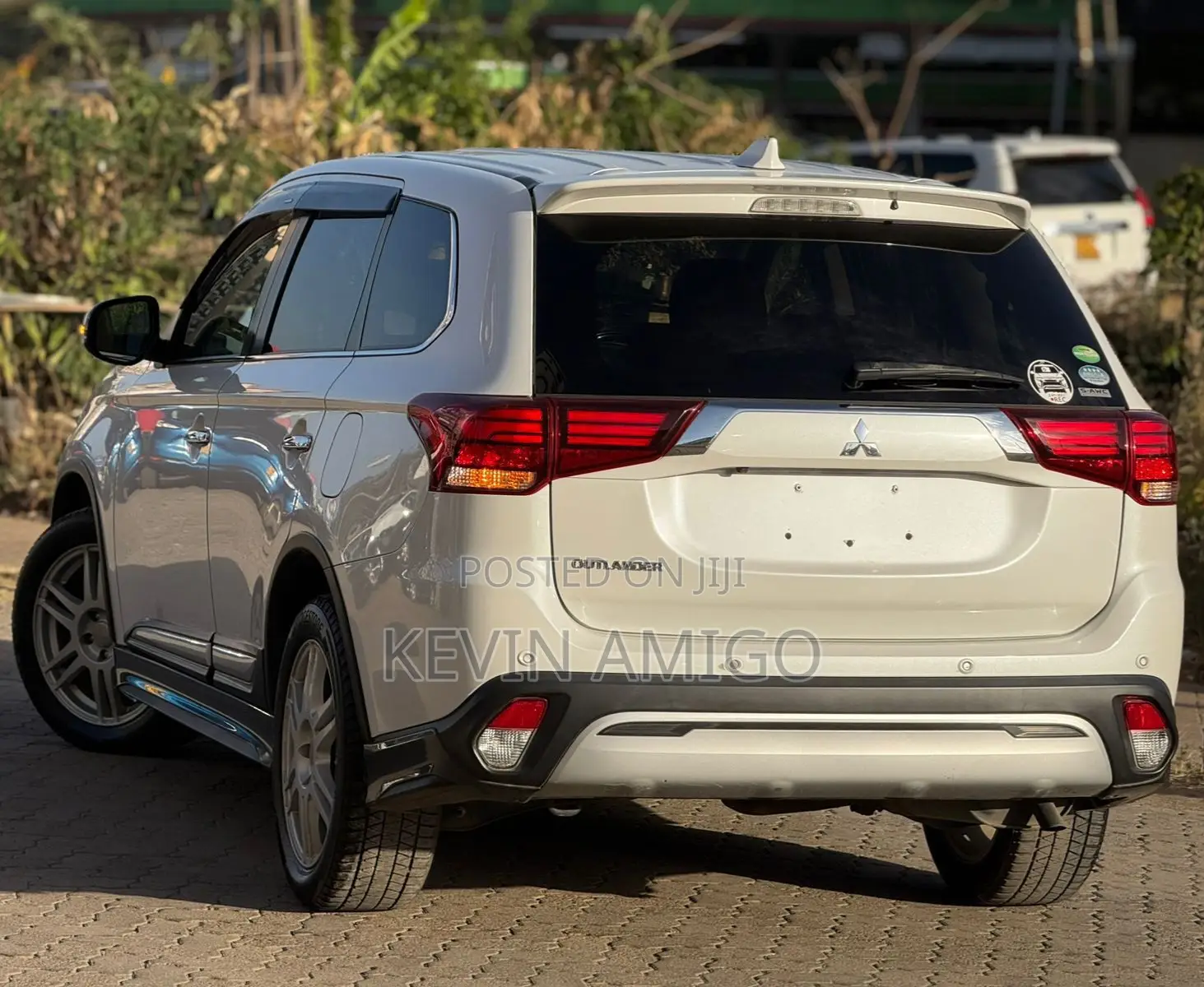 Mitsubishi Outlander 2020 White