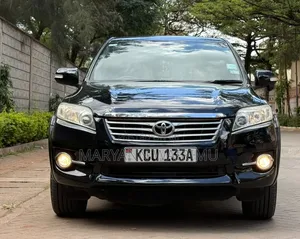 Toyota Vanguard 2013 Black