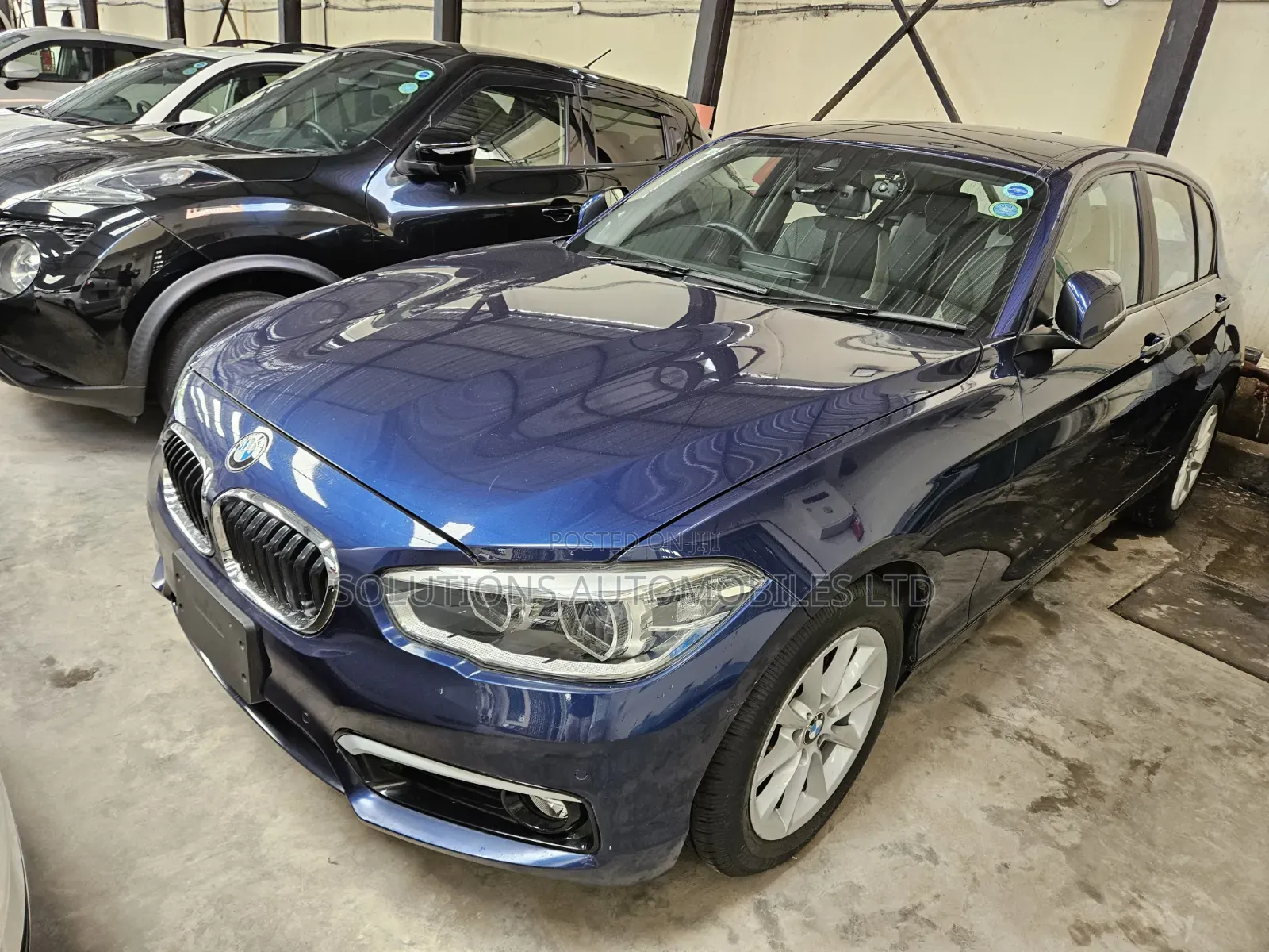 BMW 118i 2018 Blue