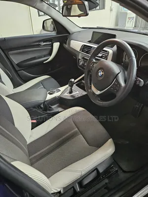 BMW 118i 2018 Blue
