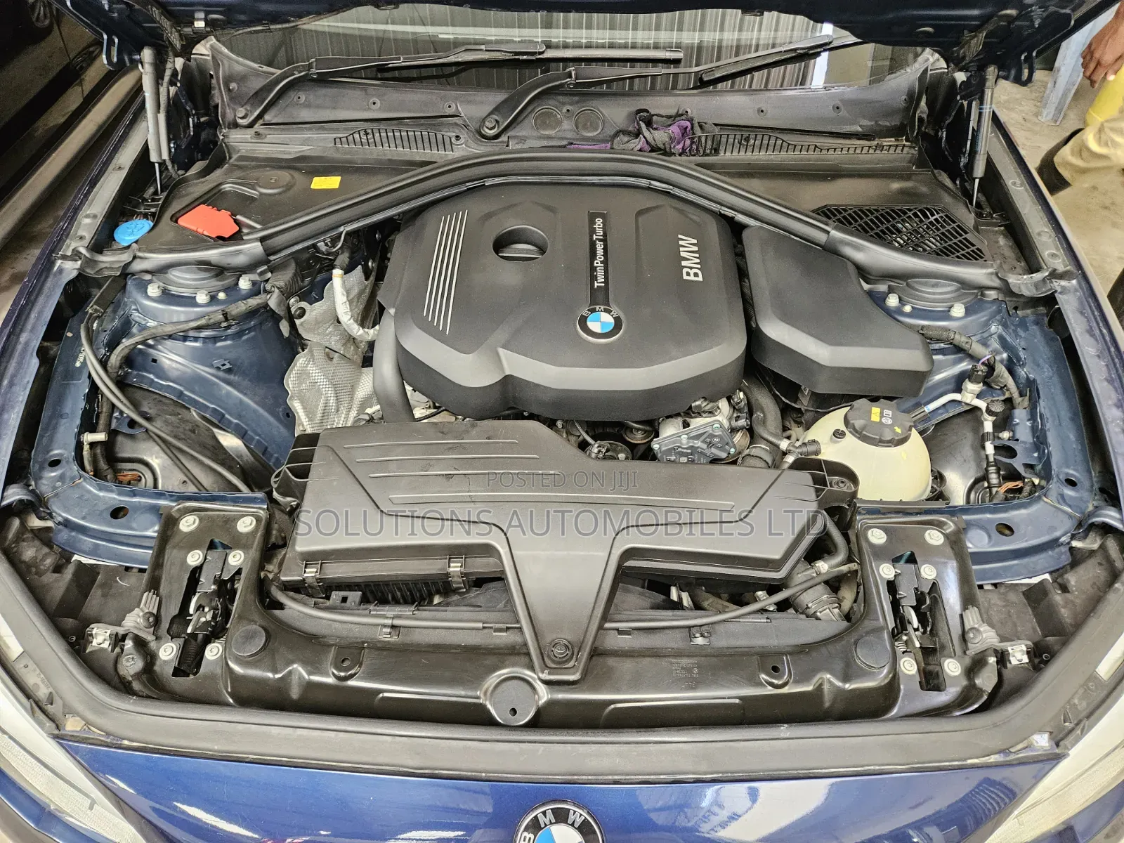 BMW 118i 2018 Blue