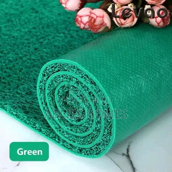 PVC Spaghetti Carpet - main view