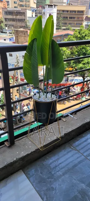 Artificial Banana Plant / Potted Indoor Decor Tree