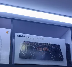 : Pioneer Dj DDJ-Rev1 2-Channel Dj Controller for Serato Dj Lite