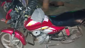 TVS HLX Plus ES 2019 Red