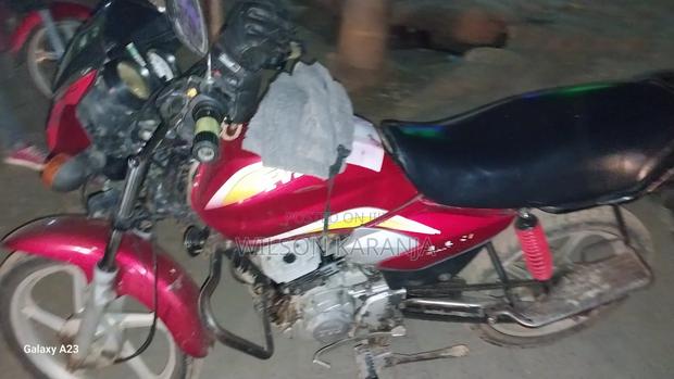 TVS HLX Plus ES 2019 Red - thumbnail 3
