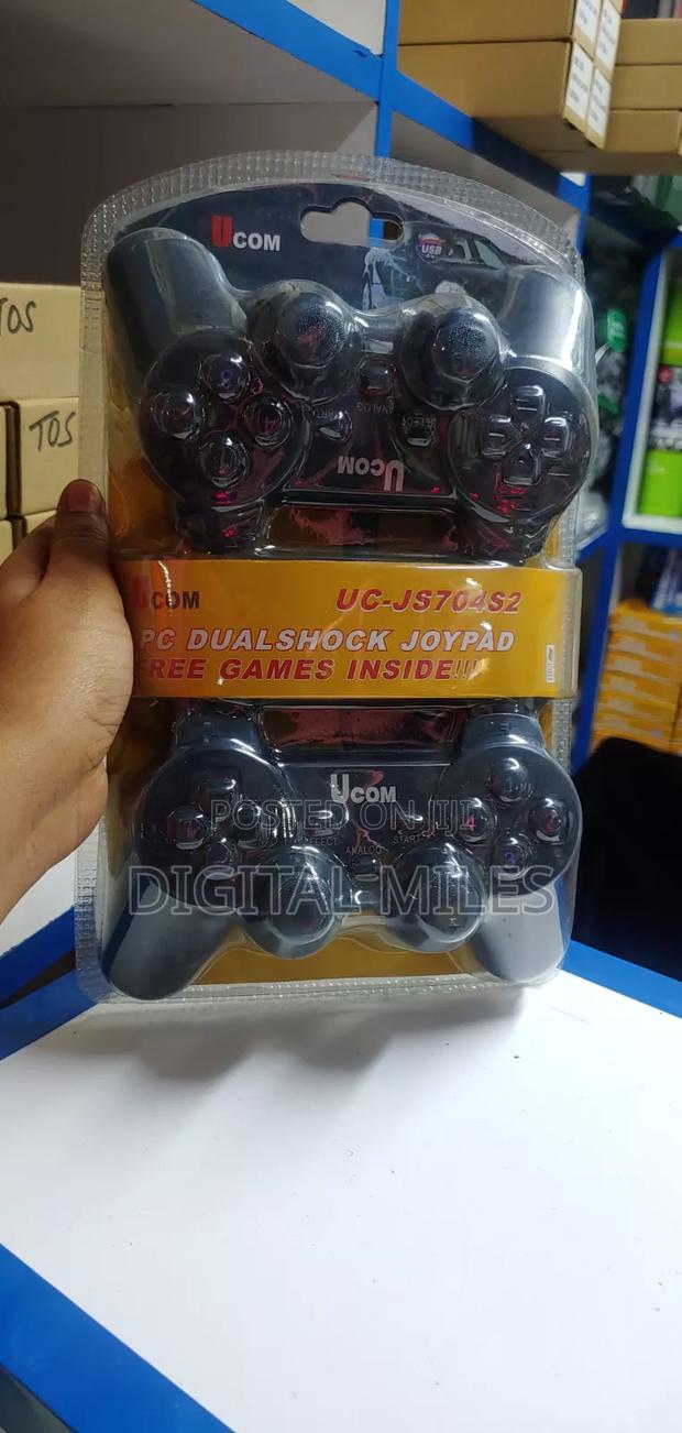 Game Console Double Pad - main view