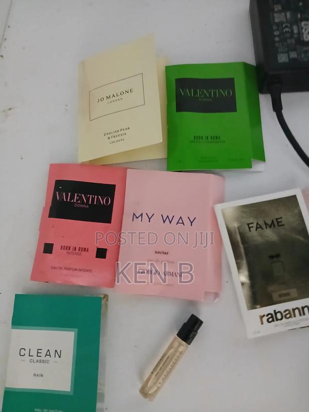 6 Sampler Perfumes - thumbnail 2