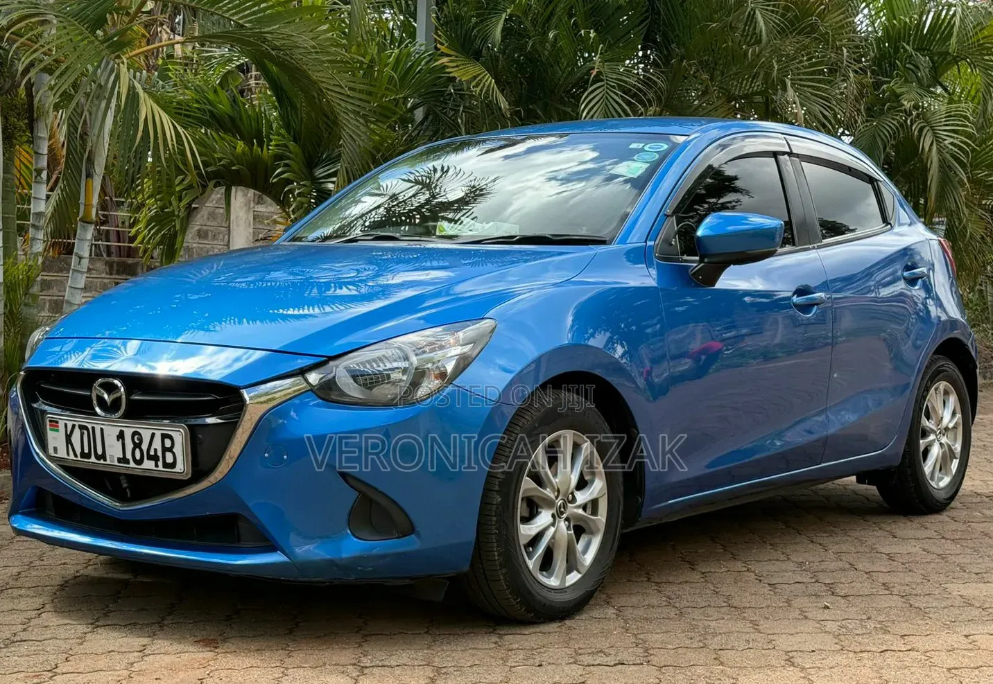 Mazda Demio 2018 Blue