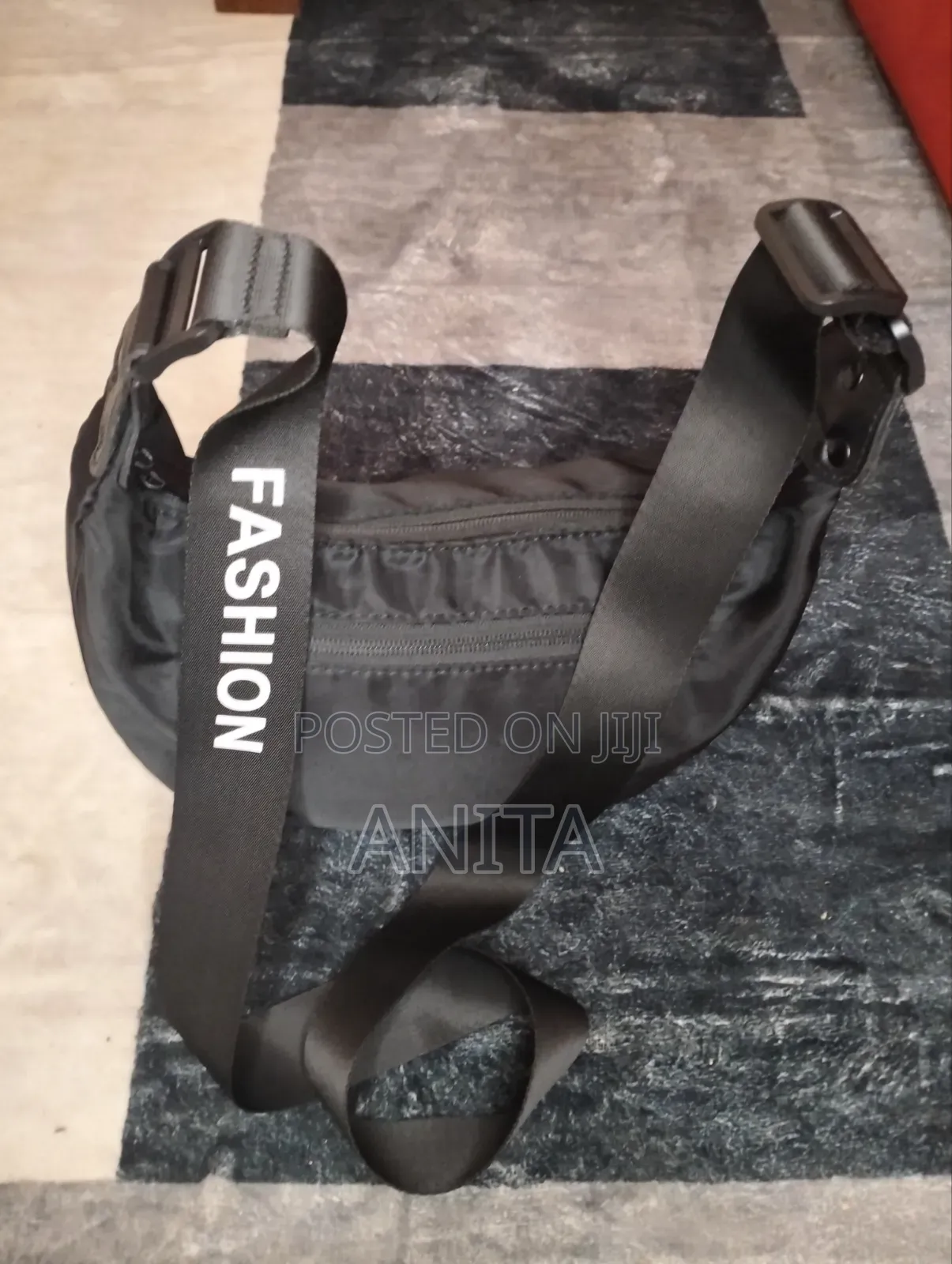Hang Bag for Daily Use