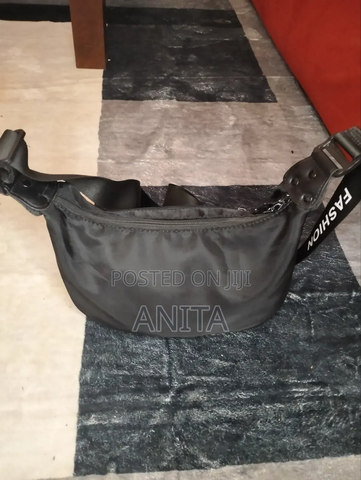 Hang Bag for Daily Use