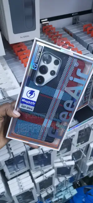 Freeair Magsafe Carbon Fiber Tribal Plaid Case