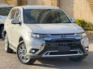 Mitsubishi Outlander 2.0 PHEV AWD 2020 White